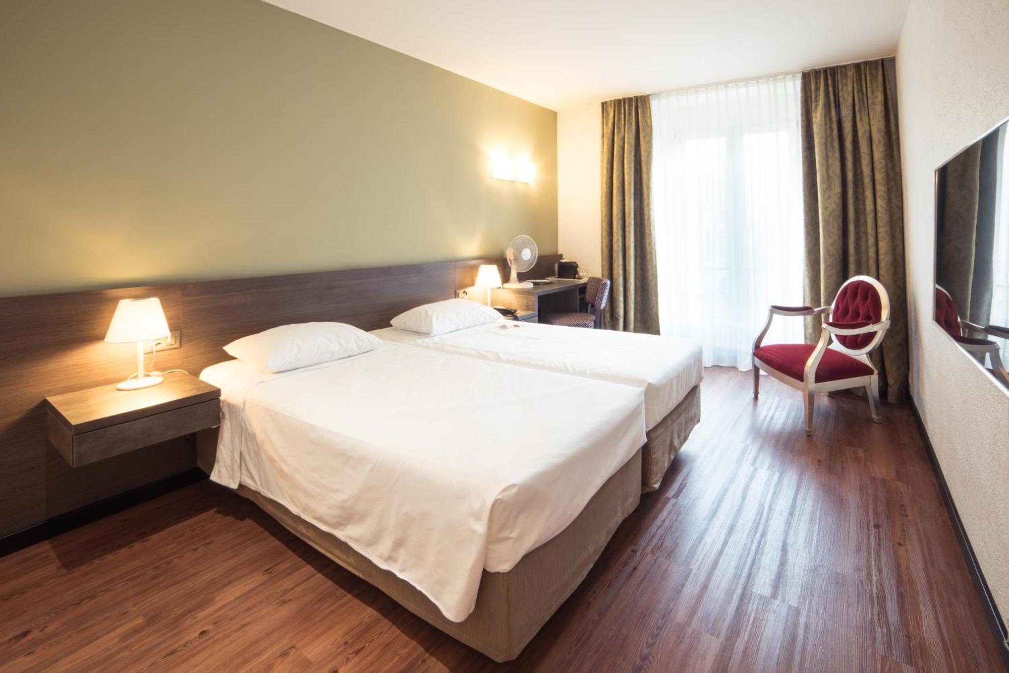 Hotel Montana Γενεύη Δωμάτιο φωτογραφία